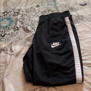 Women Nike Trackpants
